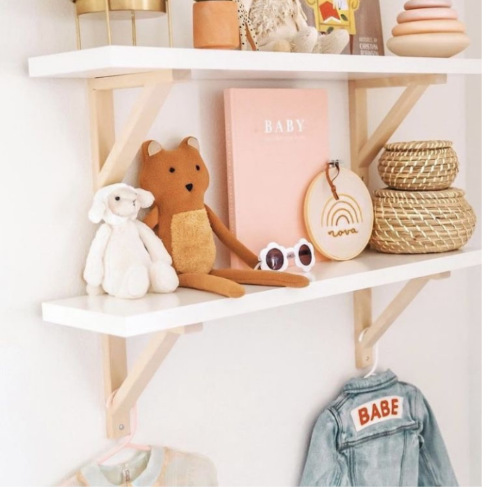 Supports Hetre